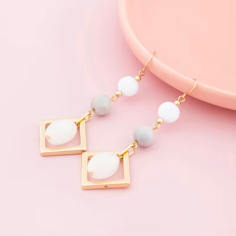 💚2 for $15💚 Geometric Gold Dangle Earrings